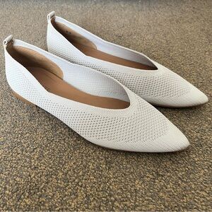 Everlane 40 Hour Pointy Ballet Flats Shoes in ReKnit Sz 9.5 Stone Off White Nude
